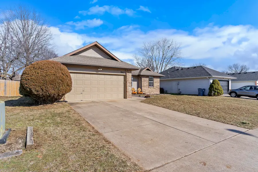 3917 W Kay Pointe Boulevard, Springfield, MO 65802 - Image #3