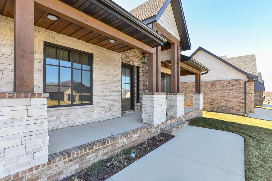 4584 E Hidden Oak Street, Springfield, MO 65802 - Image #3