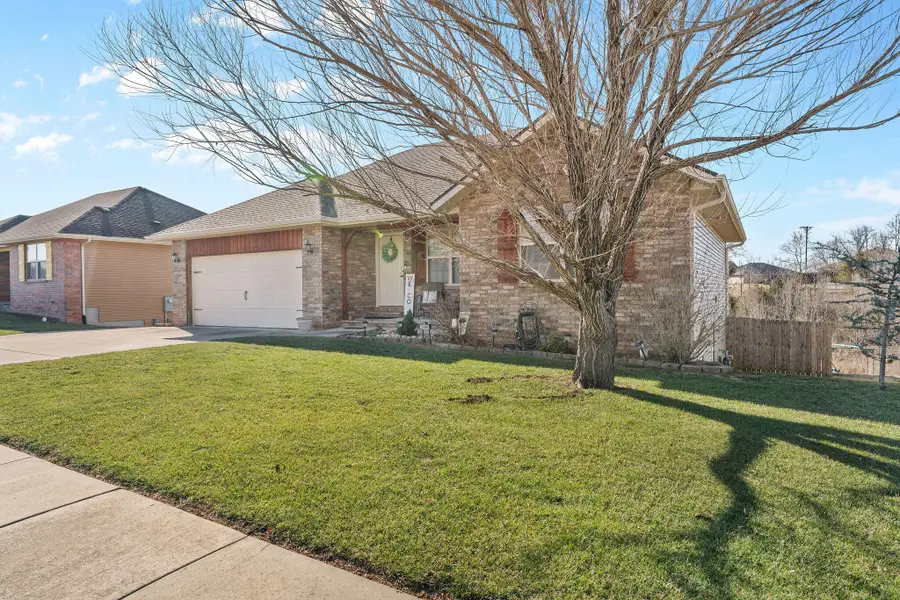 1100 E Fieldstone Drive, Ozark, MO 65721 - Image #3