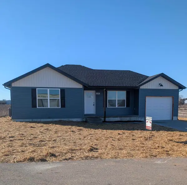 490 Texas Avenue, Lebanon, MO 65536