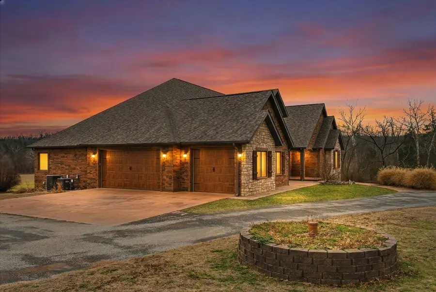 4052 Flat Creek Road, Cape Fair, MO 65624 - Image #3