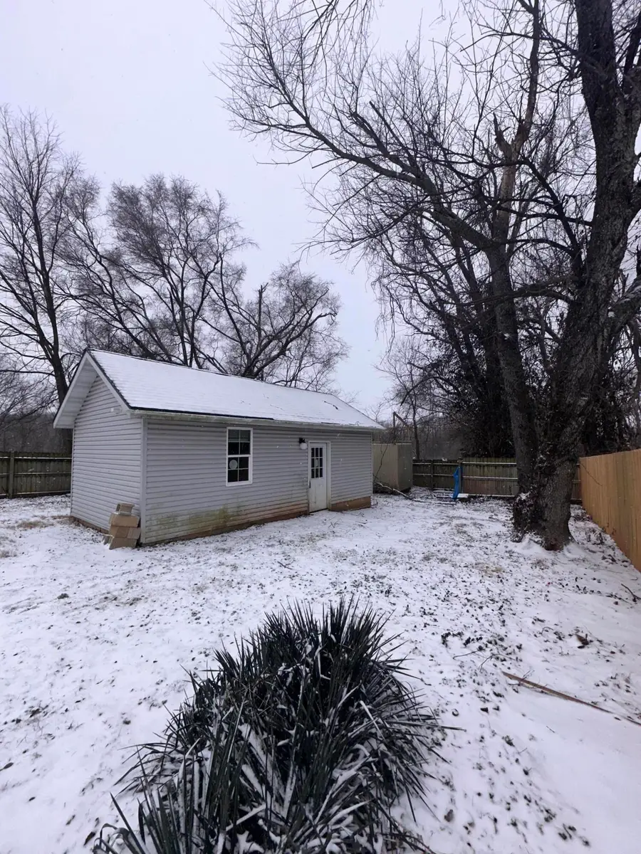 1105 S Overhill Avenue, Springfield, MO 65802 - Image #3