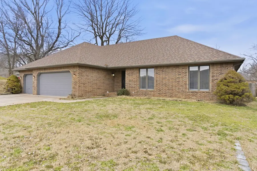 4103 E Crighton Place, Springfield, MO 65809 - Image #2