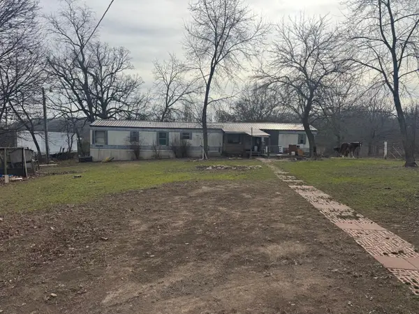 4058 County Road 5360, Willow Springs, MO 65793