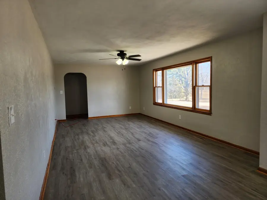 1271 S Plum Lane, Carthage, MO 64836 - Image #2