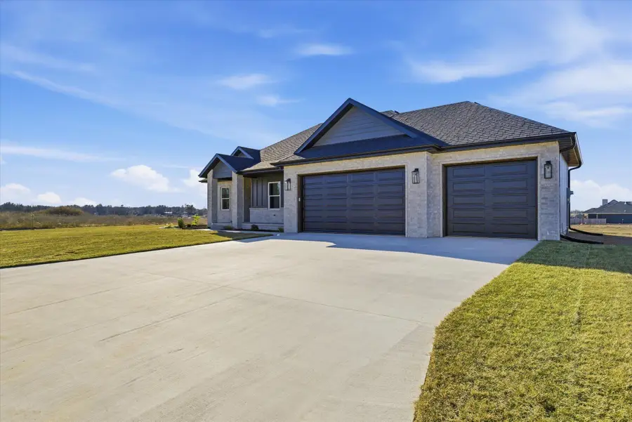1371 N Collins Drive, Republic, MO 65738 - Image #3