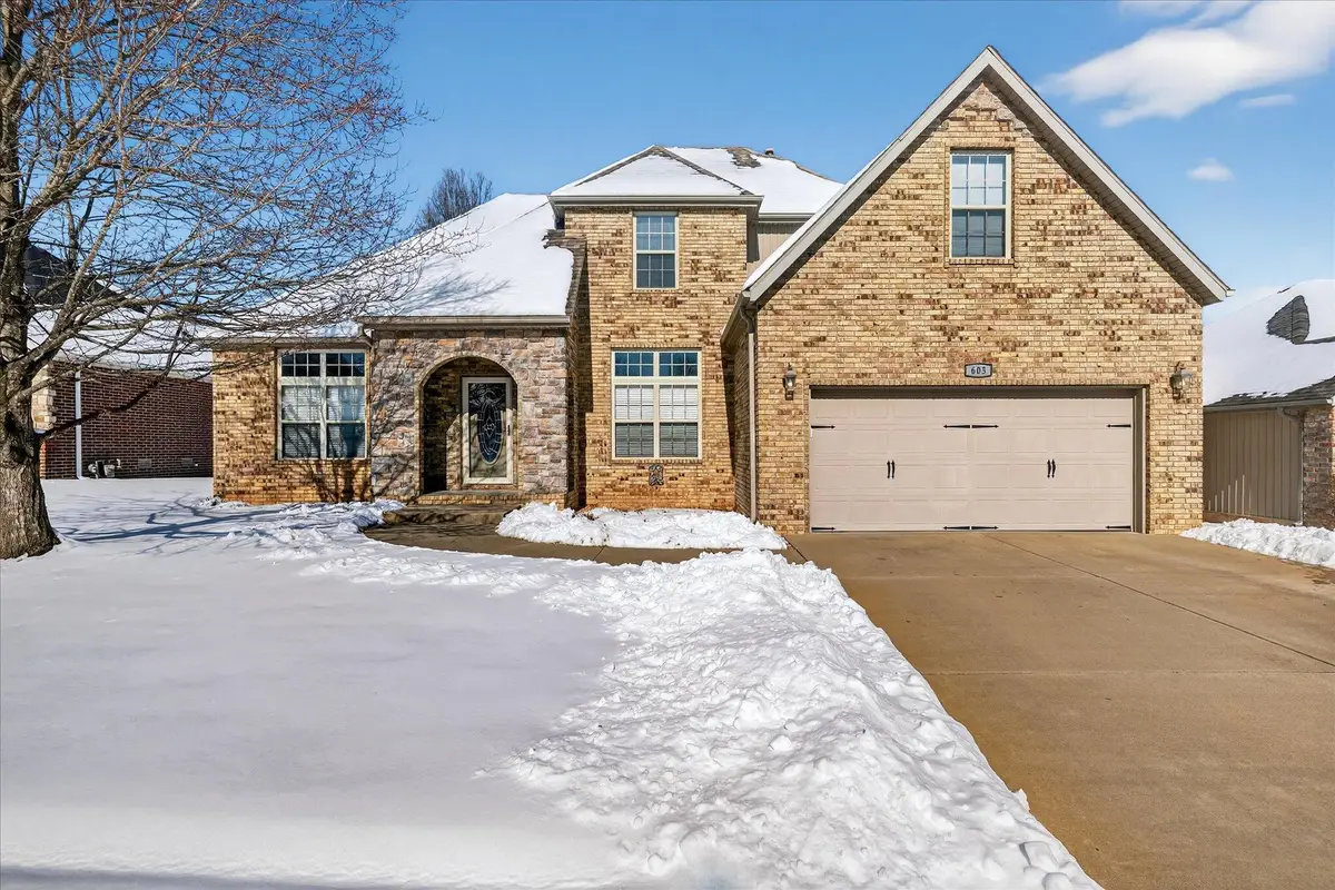 603 E Thornhill Drive, Nixa, MO 65714 - Image #1