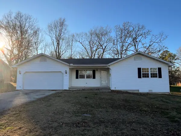 414 Regina Avenue, Thayer, MO 65791