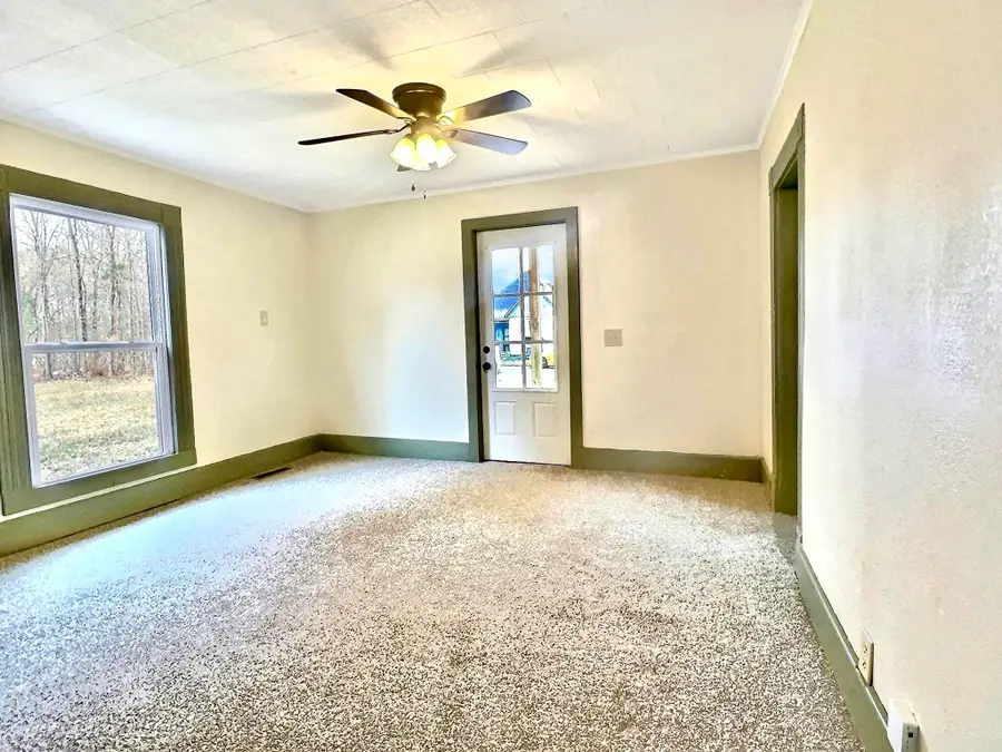 906 E Cale Street, Monett, MO 65708 - Image #3