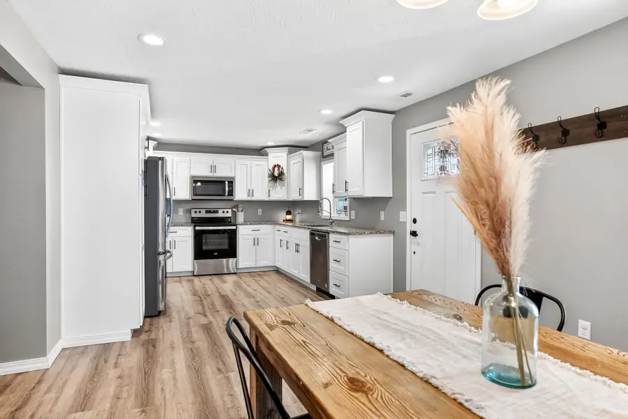 520 S Pine Street, Marshfield, MO 65706 - Image #2