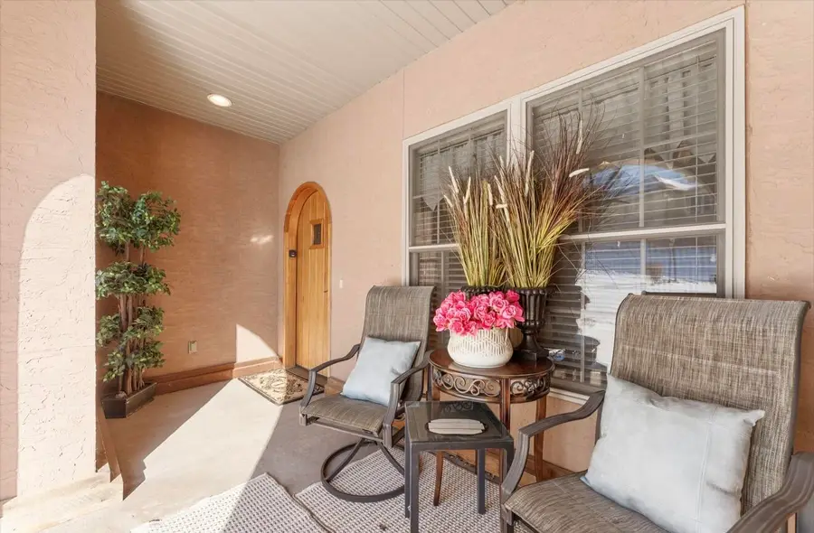 137 N Tuscany Drive, Hollister, MO 65672 - #3