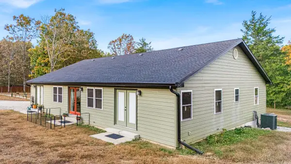 6831 Private Rd 1126, West Plains, MO 65775