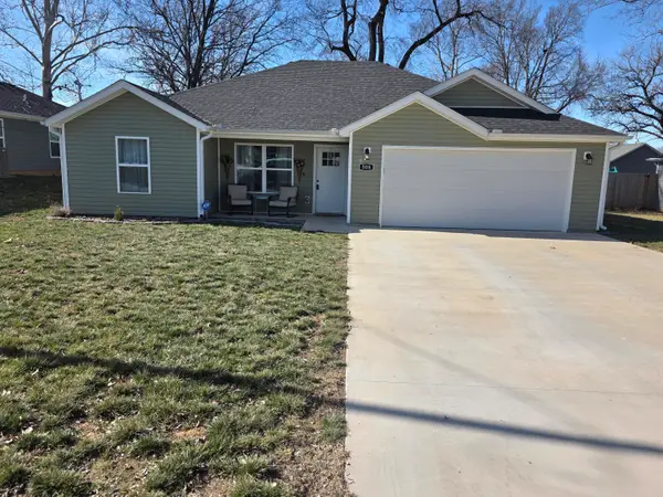 508 S Maple Street, Carterville, MO 64835