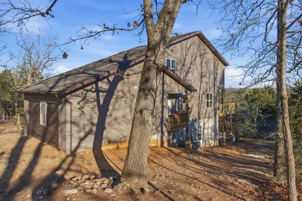 1027 Blue Wing Road Road, Mountain Home, AR 72653