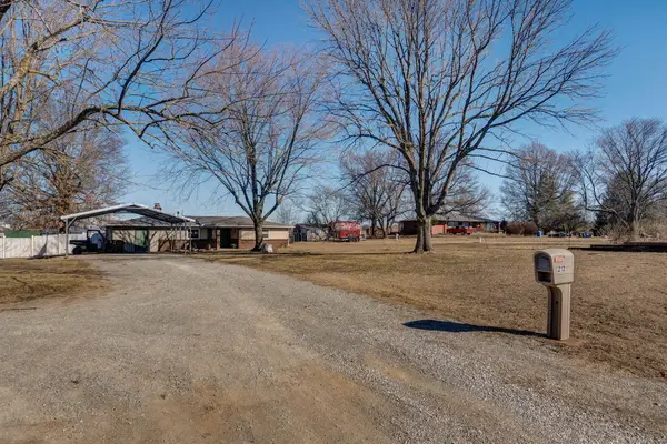 212 State Highway 174, Mt Vernon, MO 65712
