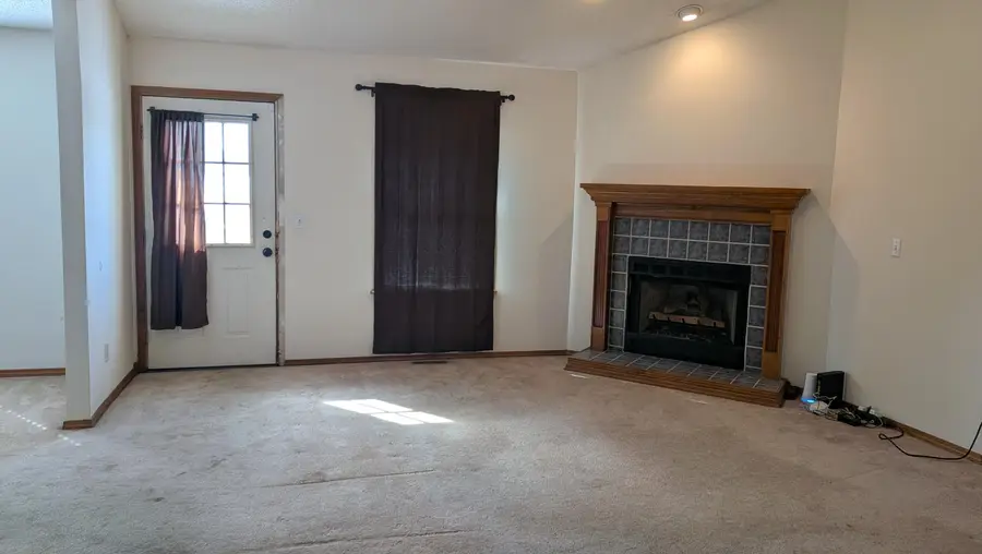 3576 W Shawnee Drive, Springfield, MO 65810 - #3