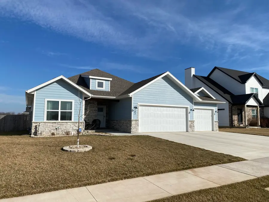 183 E Cowling Street, Republic, MO 65738 - #2