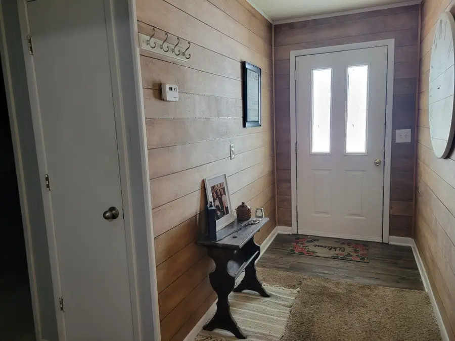 103 N Julie Avenue, Mansfield, MO 65704 - #2