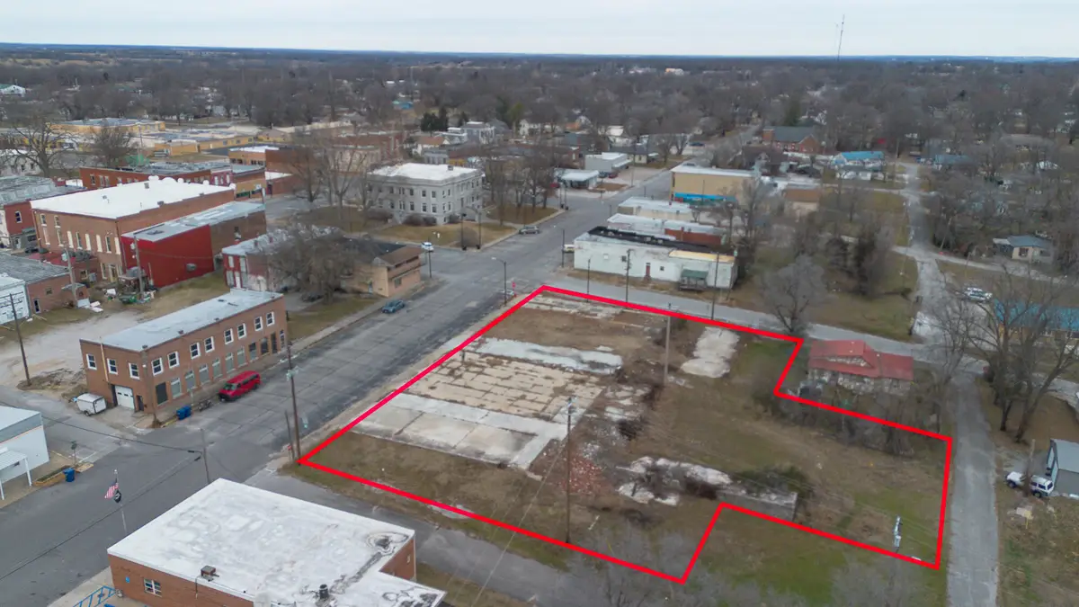 000 S Main Street, Greenfield, MO 65661 - #1