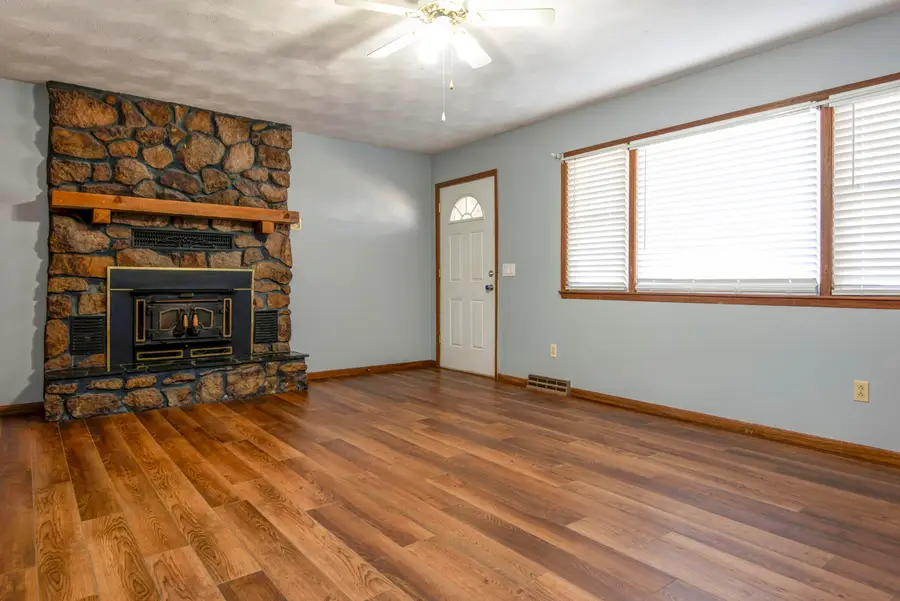 1310 E Bonaire Court, Springfield, MO 65803 - #3