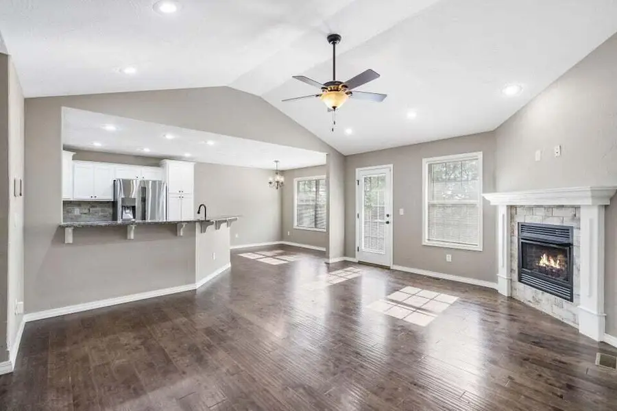 1904 S. Thomas Drive, Ozark, MO 65721 - #3