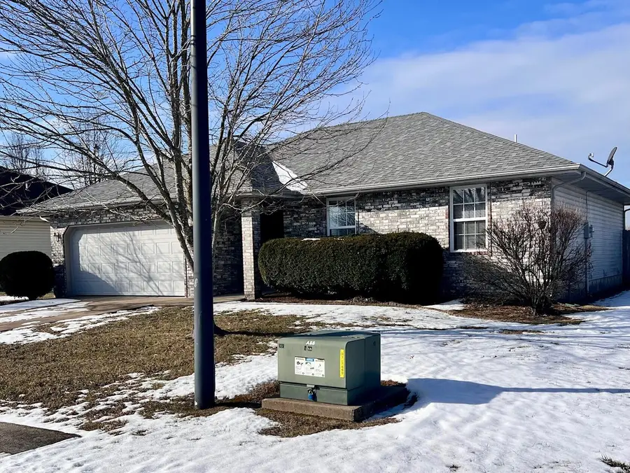 6007 N 10th Avenue, Ozark, MO 65721 - #2