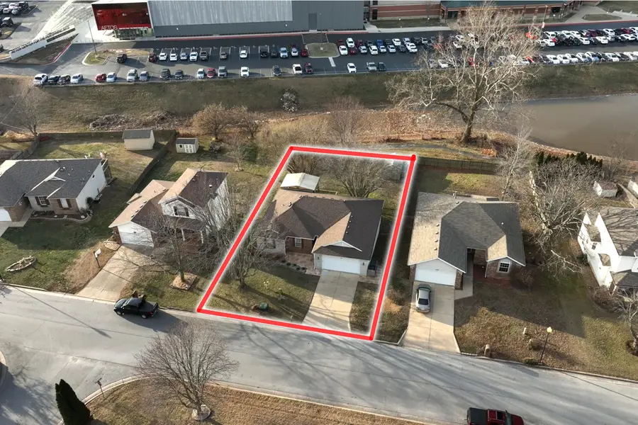 1266 W Bridgewood Place, Nixa, MO 65714 - #2