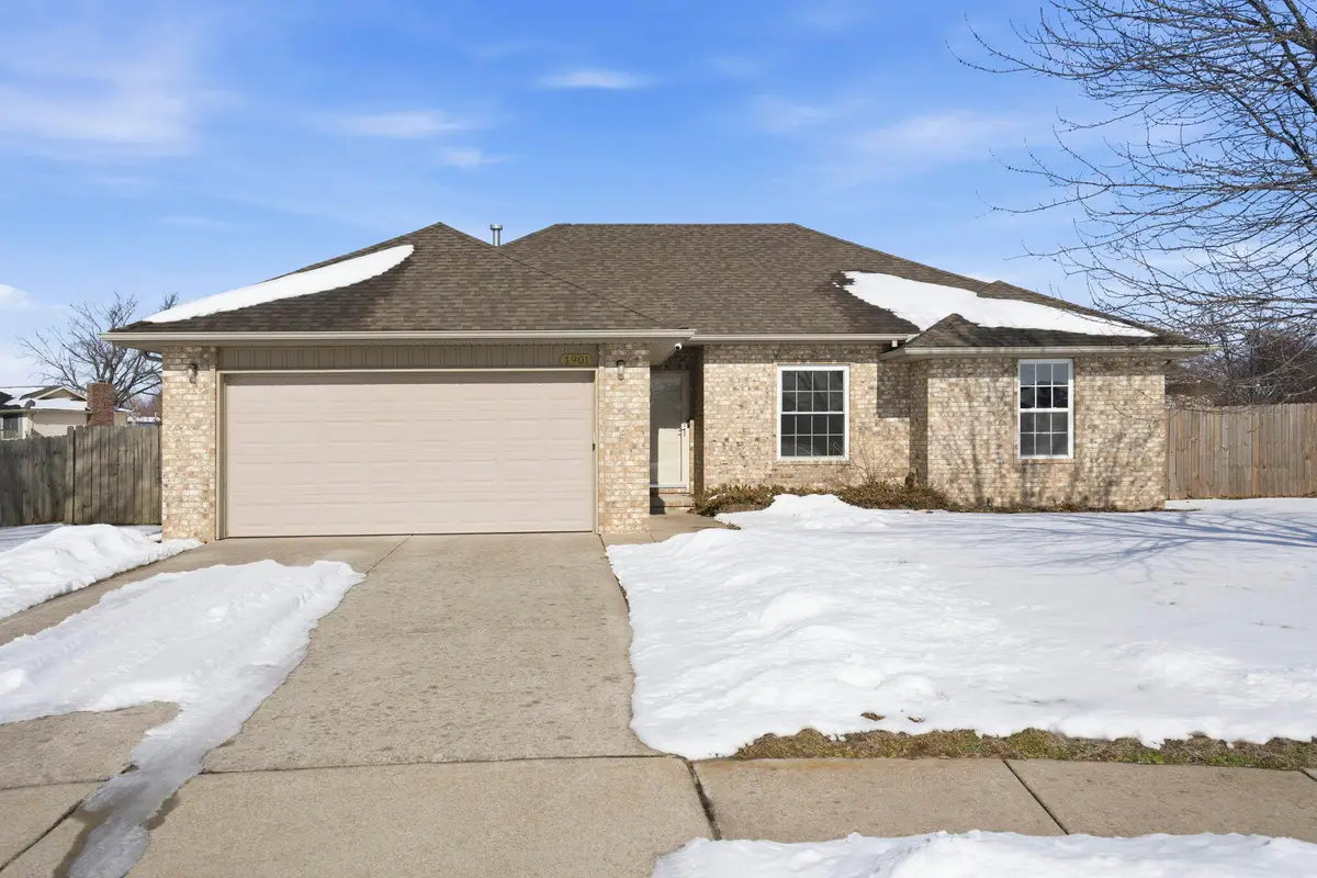1901 E Overland Drive, Ozark, MO 65721 - #1