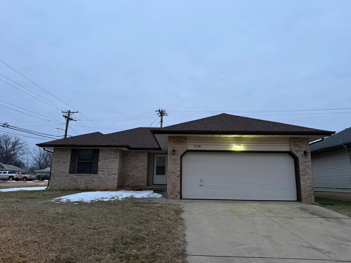 1258 N Colgate Avenue, Springfield, MO 65802 - #1