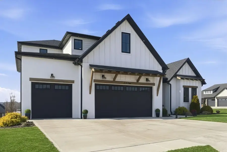 703 S Hickory Drive, Springfield, MO 65809 - Image #2