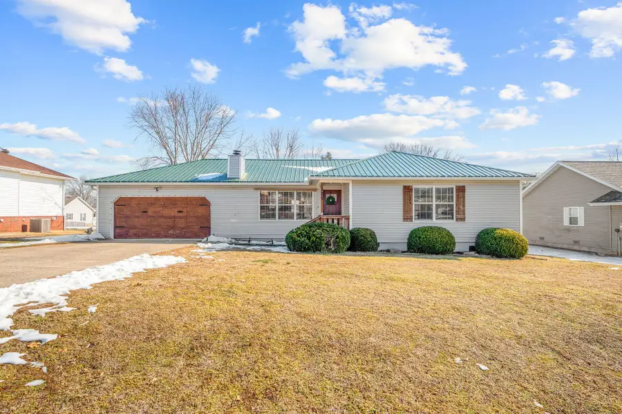 106 S Elm Street, Blue Eye, MO 65611 - Image #2