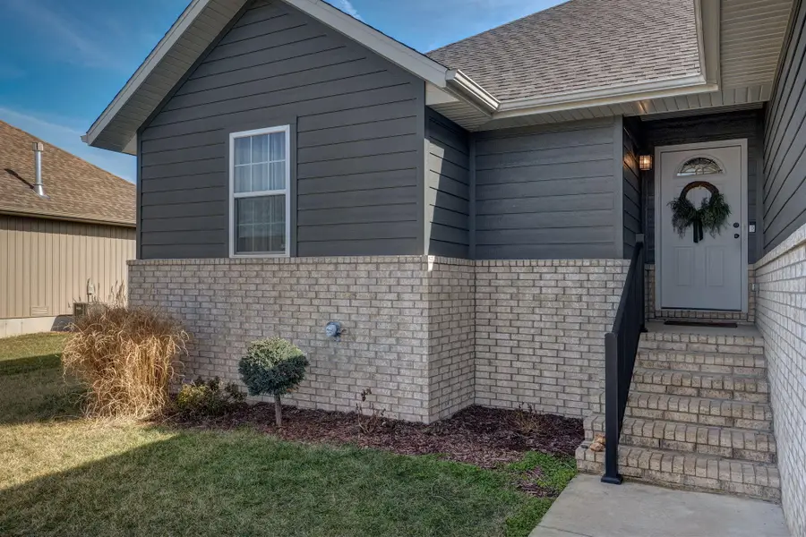 4334 Rome Avenue, Ozark, MO 65721 - #3