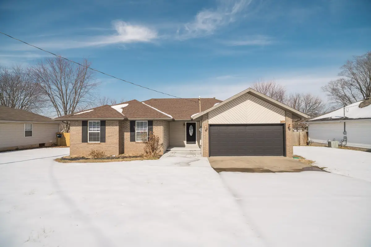 1835 W Farm Road 102, Springfield, MO 65803 - #1
