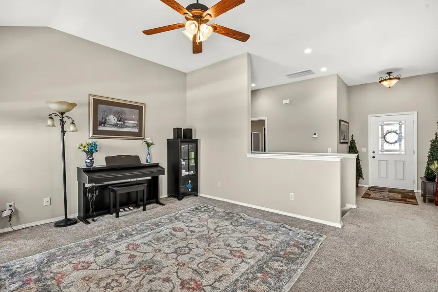 5637 S Lexington Avenue, Springfield, MO 65810 - #3