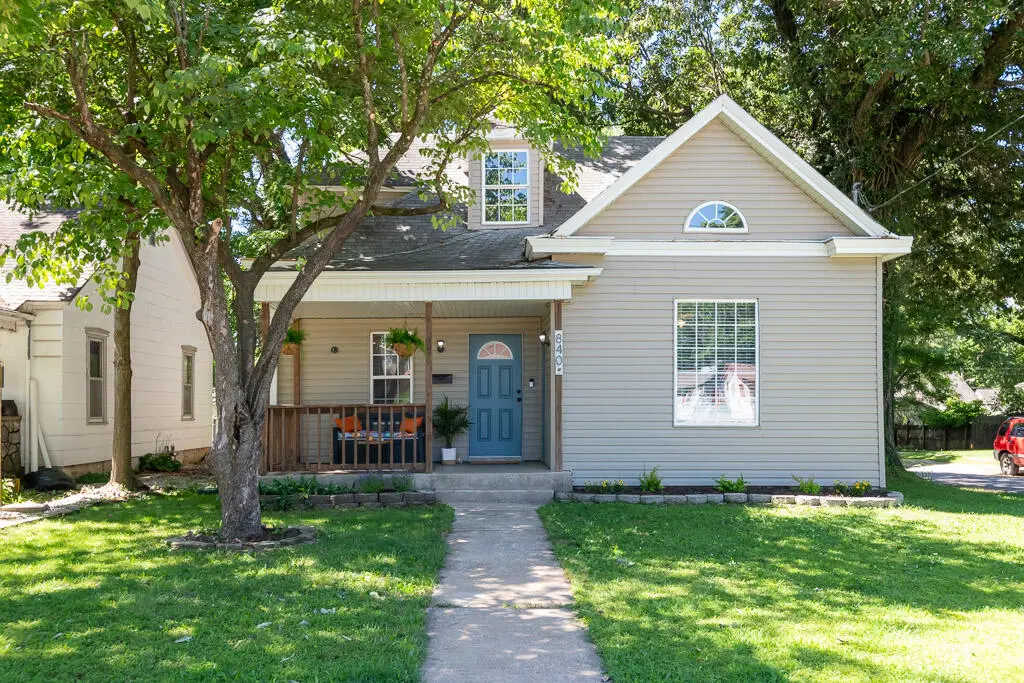 840 W Elm Street, Springfield, MO 65806 - #1