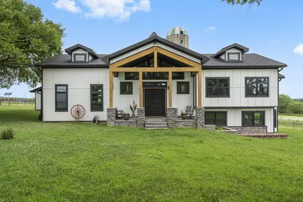 215 Roberts Road, Long Lane, MO 65590