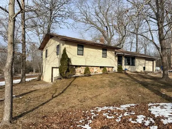 1080 N Industrial Drive, Houston, MO 65483