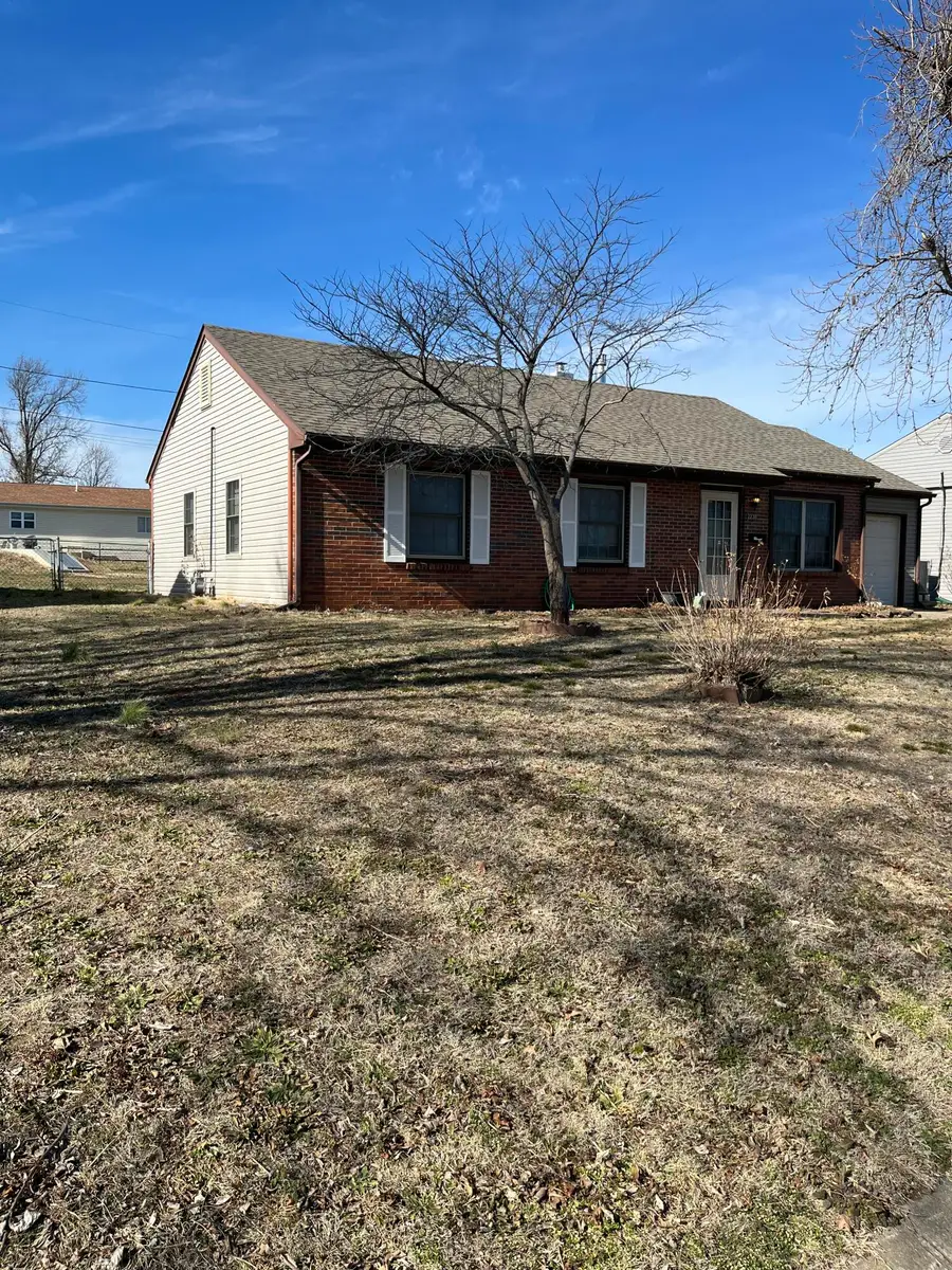 2230 S Patterson Avenue, Joplin, MO 64804 - #2