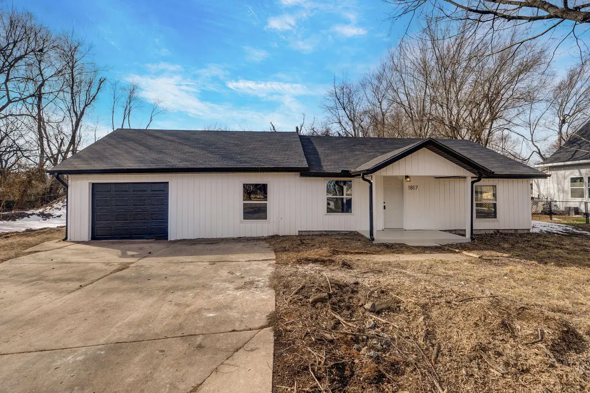 1817 N Burton Avenue, Springfield, MO 65803 - #1