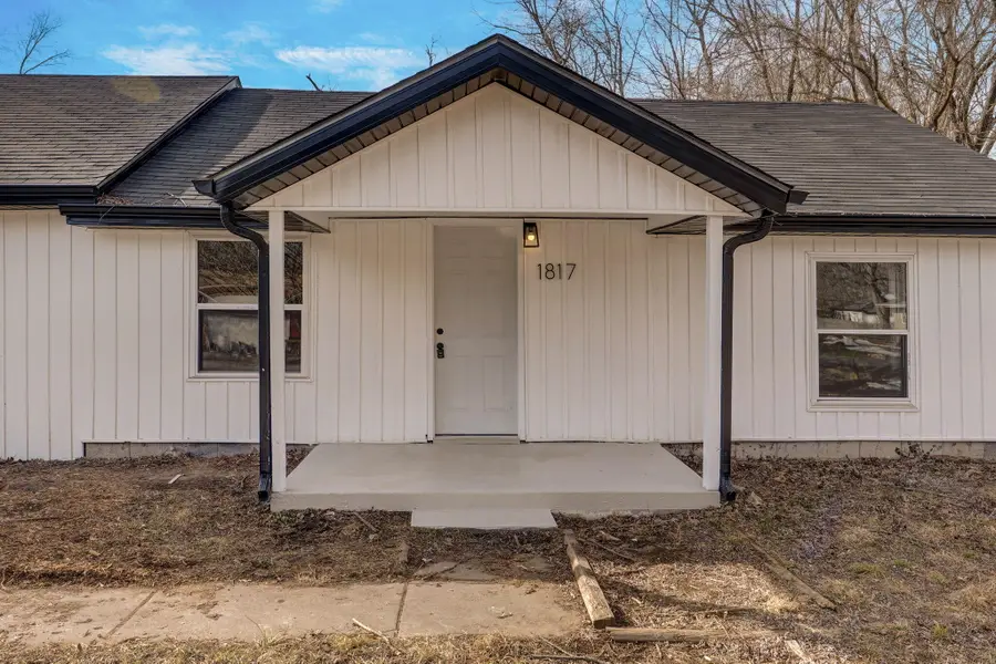 1817 N Burton Avenue, Springfield, MO 65803 - #2