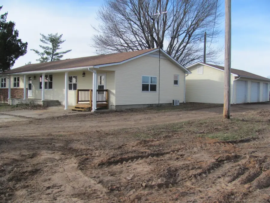 665 N Lemmon Avenue, Bolivar, MO 65613 - #2