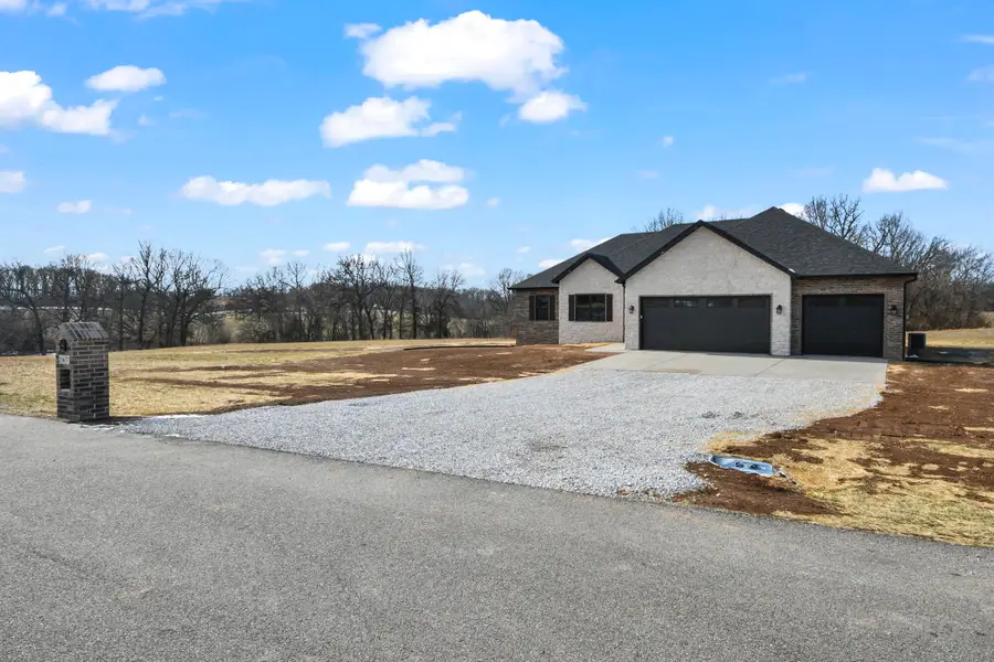 367 Knightsway, Billings, MO 65610 - #3