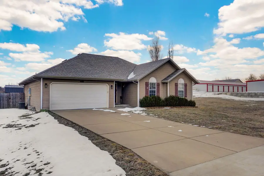 200 Vanilla Bean Road, Sparta, MO 65753 - #2