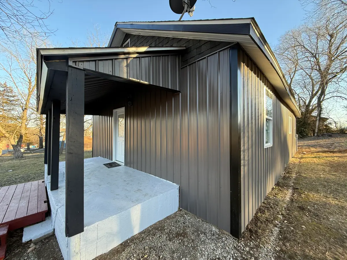 204 E Davis Street, West Plains, MO 65775 - #1