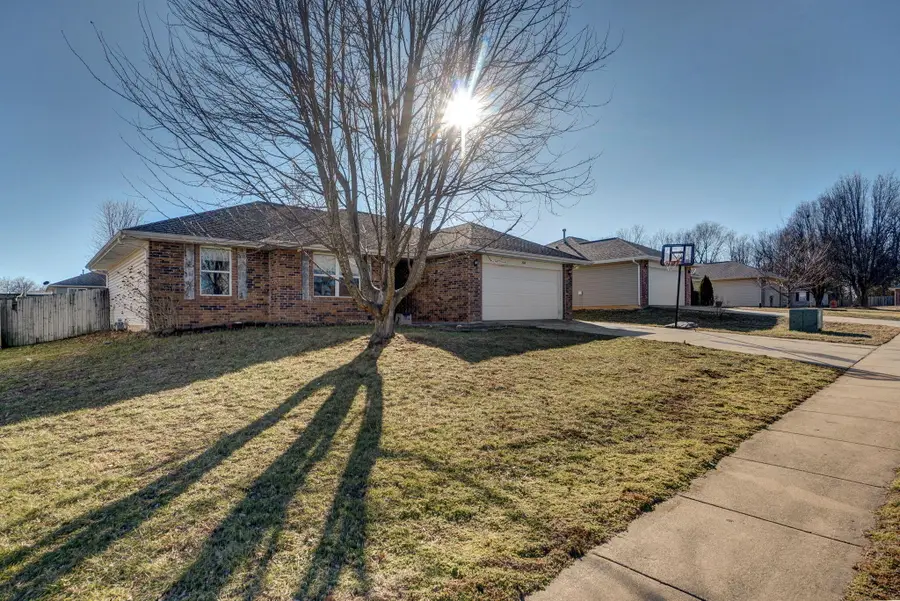 3864 W Overland Street, Springfield, MO 65807 - Image #3