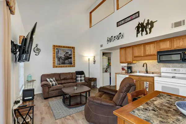 490 Abby Lane #5, Branson, MO 65616