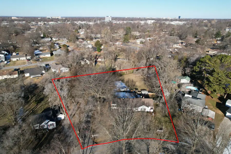 2101 S Glendale Avenue, Springfield, MO 65804 - Image #2