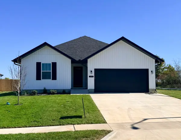 829 S Ridgemont Drive #Lot 210, Nixa, MO 65714