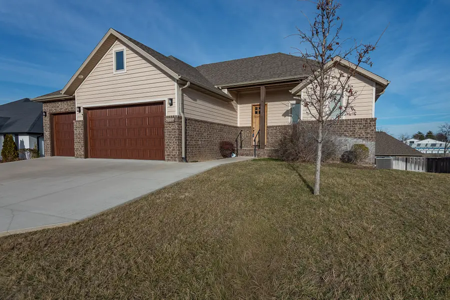 4608 N Venice Avenue, Ozark, MO 65721 - Image #2