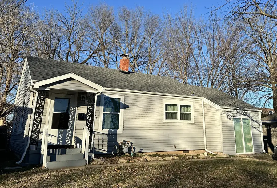 1127 E Pacific Street, Springfield, MO 65803 - #2